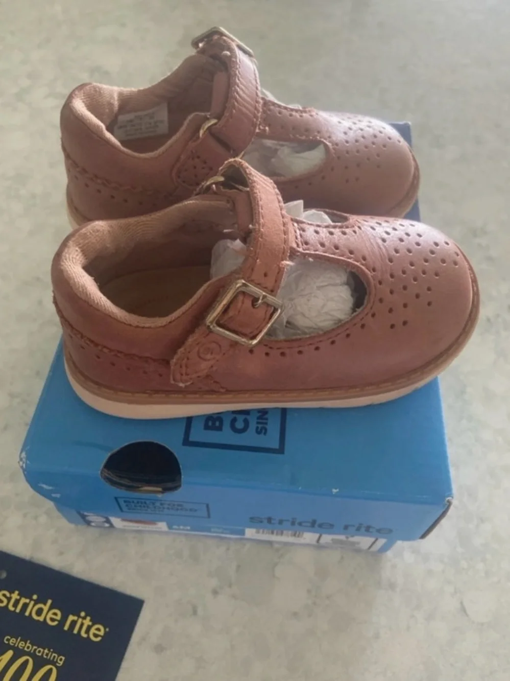 Stride Rite Brown Leather T-Strap Baby Walker Shoes size 4 months girls sierra